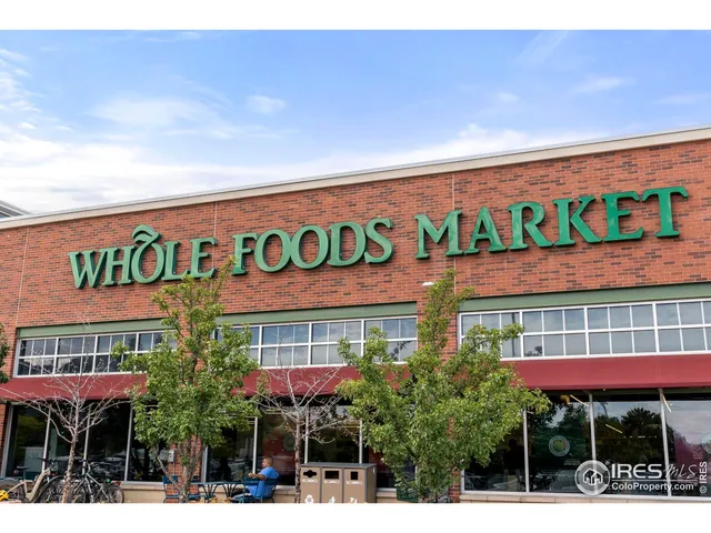 a close up of a street sign