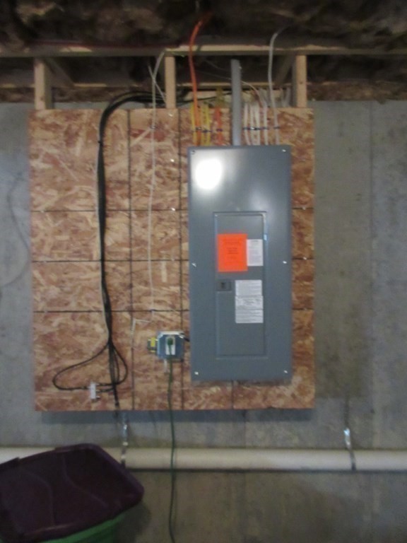 418 Smith Street Fall River, MA 02721 - Photo 33 of 37 a bathroom with a shower