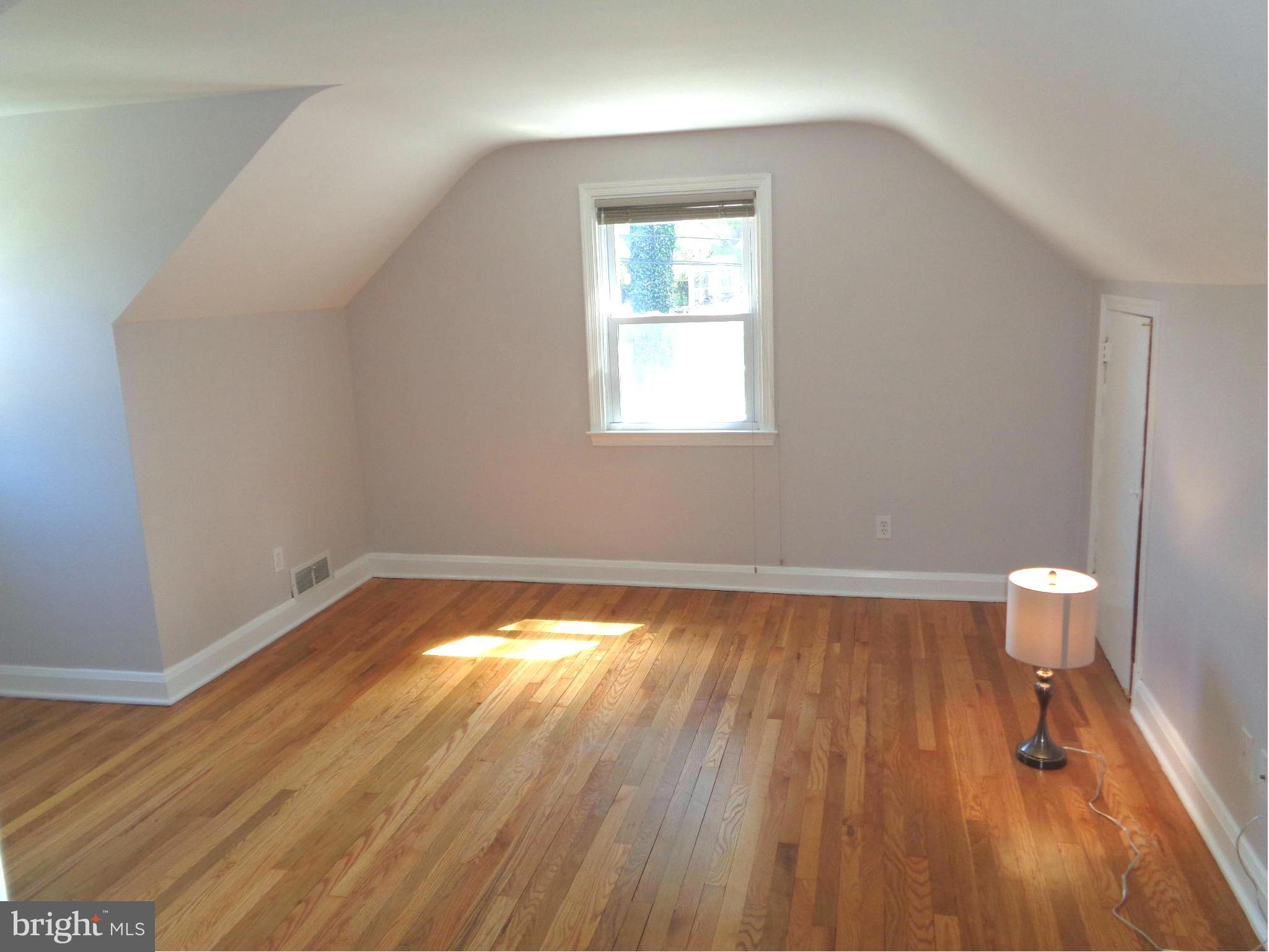 417 Brook Road Baltimore, MD 21286 - Photo 19 of 28 Bedroom