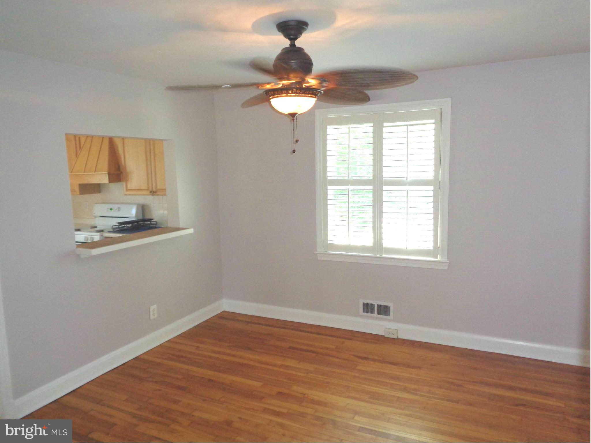 417 Brook Road Baltimore, MD 21286 - Photo 5 of 28 Dining Room