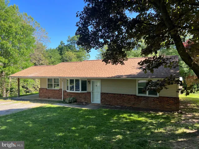 $2,050 | 3081 Horseshoe Trail, Chester Springs, PA 19425