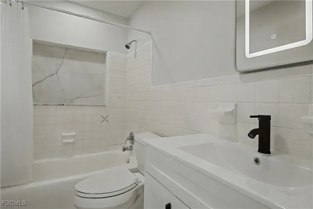 $1,699 | 138 Brooks Road, North Fort Myers, FL 33917