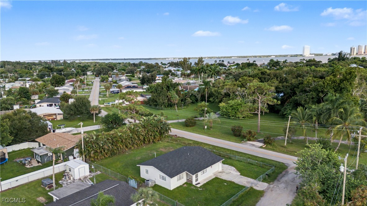 138 Brooks Road North Fort Myers, FL 33917 - Photo 8 of 14