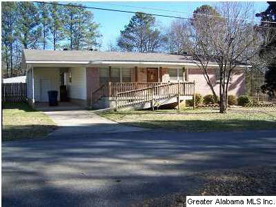 1905 Mae Road Anniston, AL 36207 - Photo 1 of 16