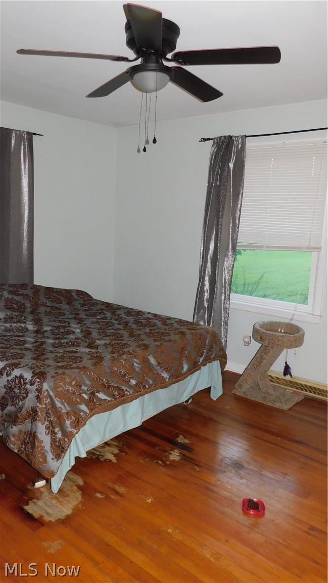 3651 Work Road Ravenna, OH 44266 - Photo 17 of 35 Bedroom #3 good size, and a newer ceiling fan