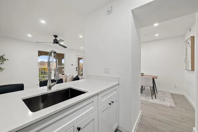 a close view of sink and tap