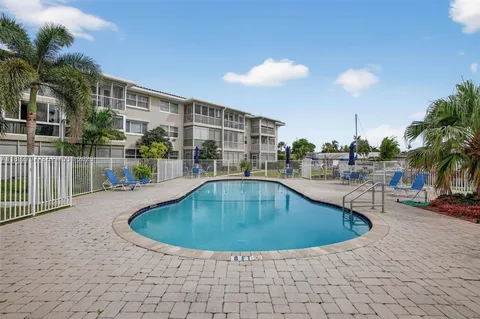 $249,000 | 900 Southwest 12th Street, Unit 305, Fort Lauderdale, FL 33315