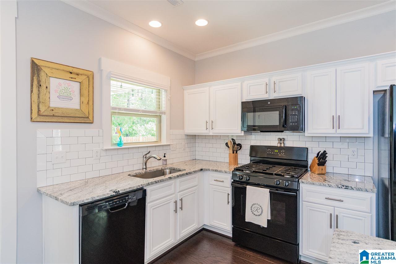 628 Grayson Place Chelsea, AL 35043 - Photo 11 of 26