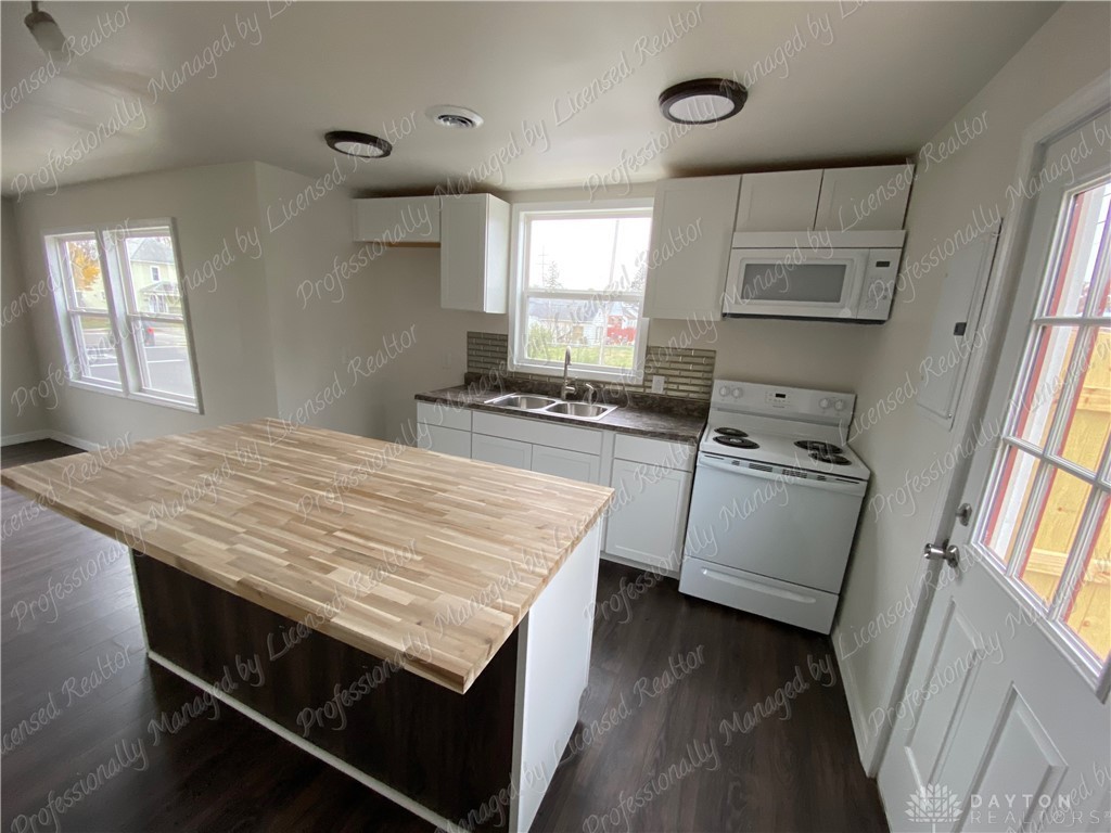 1552 Sunset Avenue Springfield, OH 45505 - Photo 8 of 19