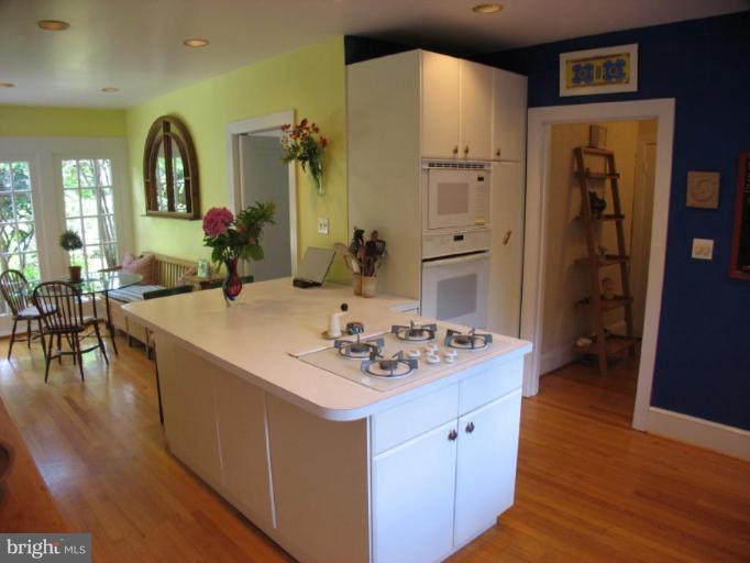 404 Marlow Road Baltimore, MD 21218 - Photo 11 of 30 Kitchen #3