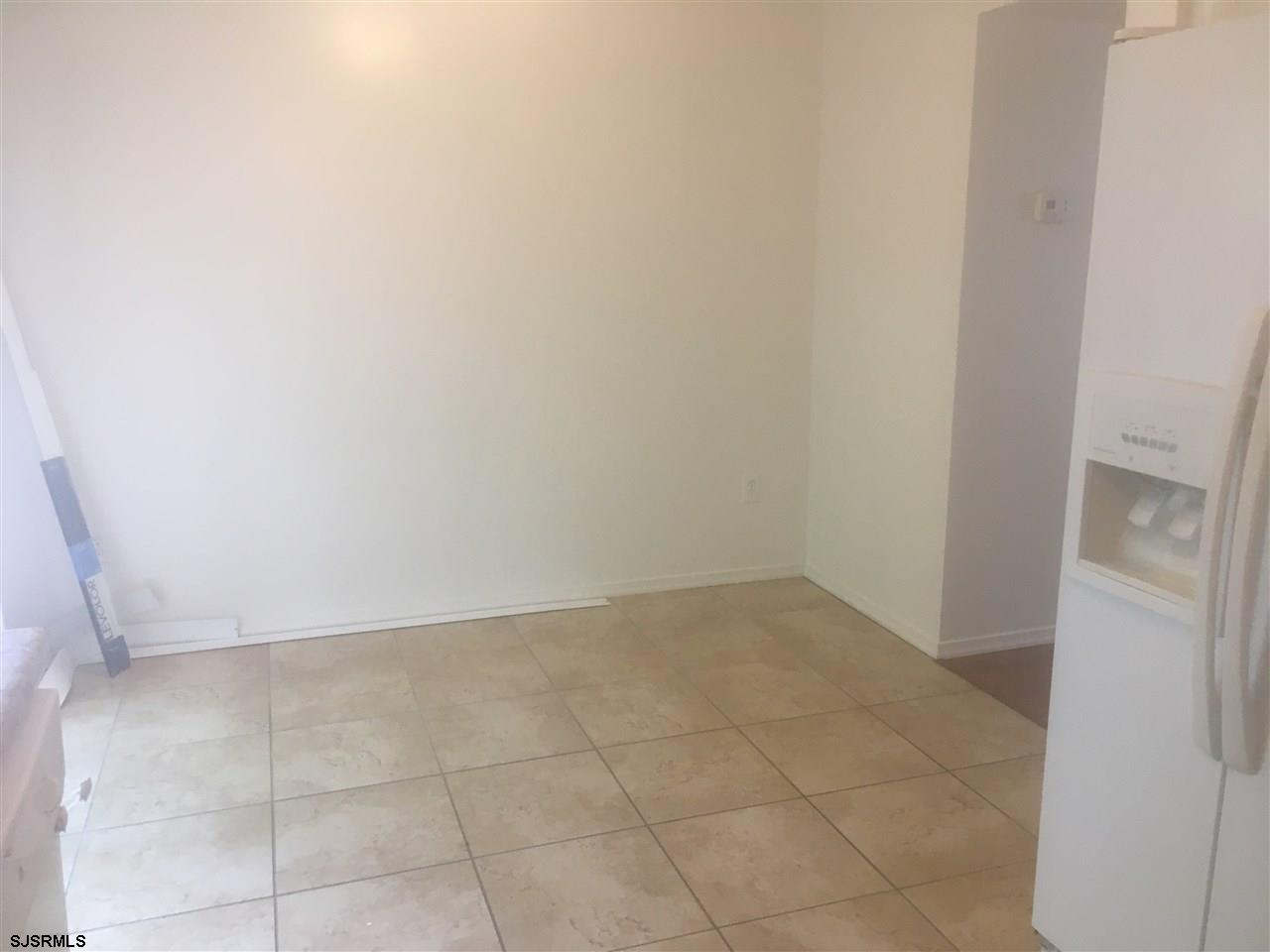 15 Cambridge Condos, Unit 15 Egg Harbor Township, NJ 08234 - Photo 4 of 14