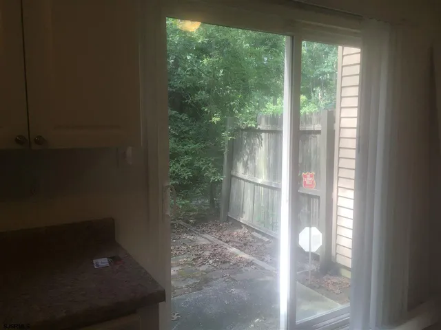 $2,000 | 15 Cambridge Condos, Unit 15, Egg Harbor Township, NJ 08234