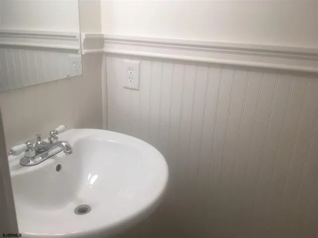 $2,000 | 15 Cambridge Condos, Unit 15, Egg Harbor Township, NJ 08234