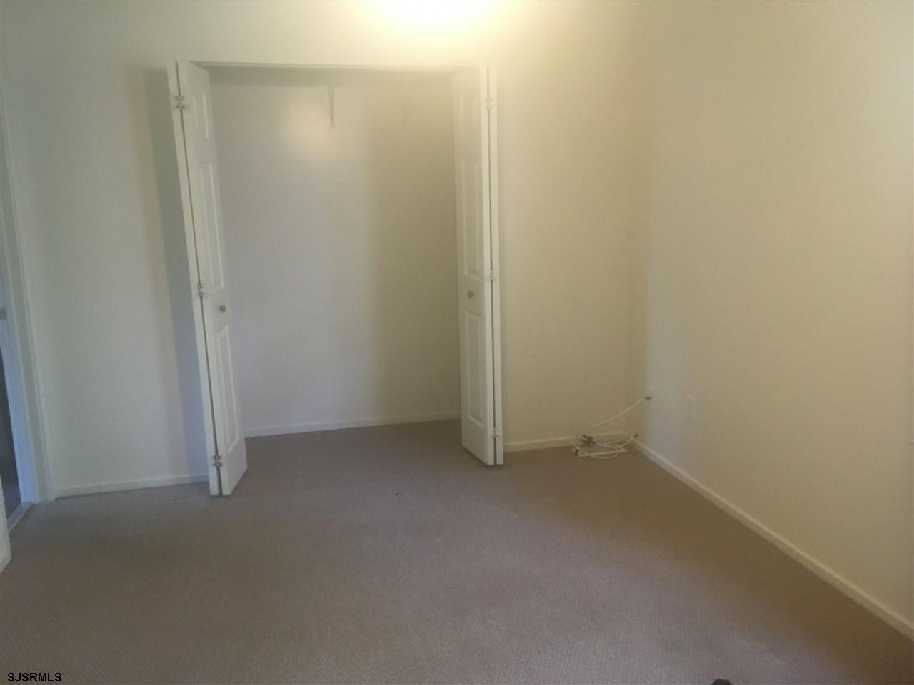 15 Cambridge Condos, Unit 15 Egg Harbor Township, NJ 08234 - Photo 10 of 14