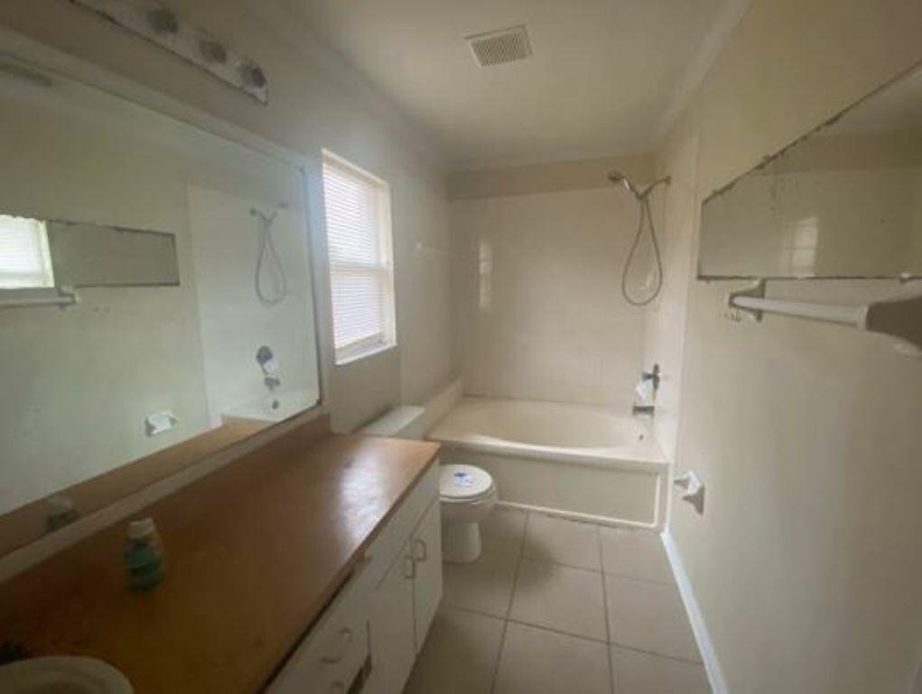 1817 Southwest Leafy Road Port St. Lucie, FL 34953 - Photo 10 of 11 10