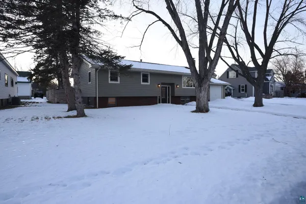 $375,000 | 1217 6th Avenue West, Ashland, WI 54806