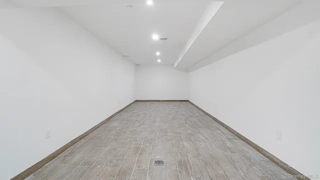 $1,200,000 | 1011 East 221st Street | Williamsbridge