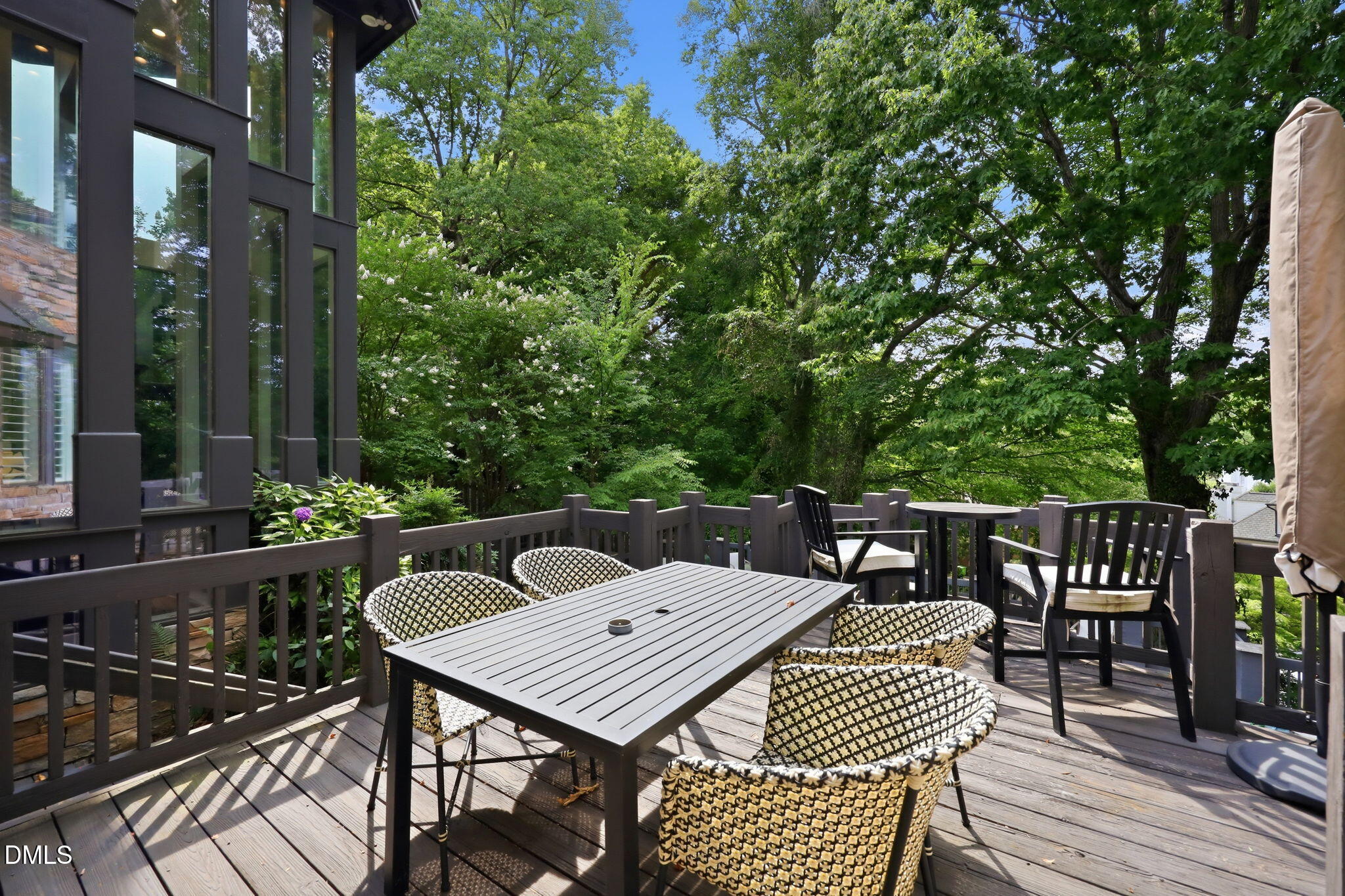 2828 Exeter Circle Raleigh, NC 27608 - Photo 39 of 67