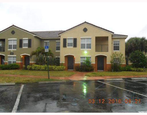10372 Fox Trail Road South, Unit 605 Royal Palm Beach, FL 33411 - Photo 1 of 1 Primary Photo