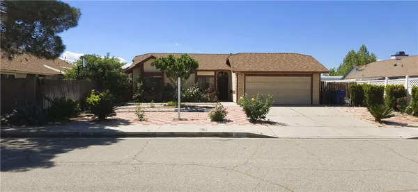 $385,000 | 38053 Pinion Court, Palmdale, CA 93552