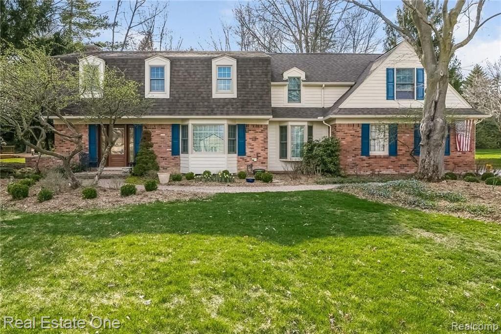 764 Leinster Road Rochester Hills, MI 48309 - Photo 2 of 46