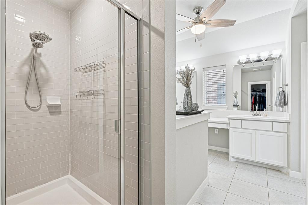 1813 Drover Creek Road Aubrey, TX 76227 - Photo 16 of 36