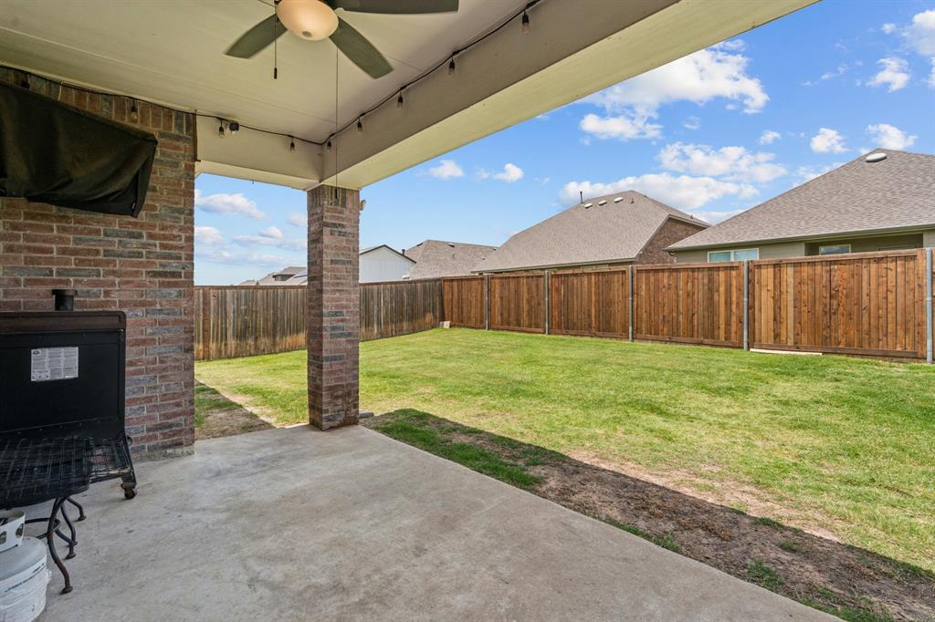 1813 Drover Creek Road Aubrey, TX 76227 - Photo 25 of 36