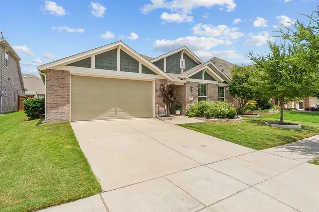 $429,900 | 1813 Drover Creek Road, Aubrey, TX 76227