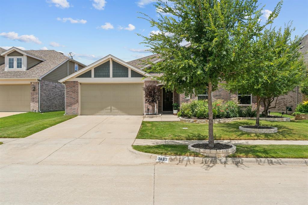 1813 Drover Creek Road Aubrey, TX 76227 - Photo 6 of 36