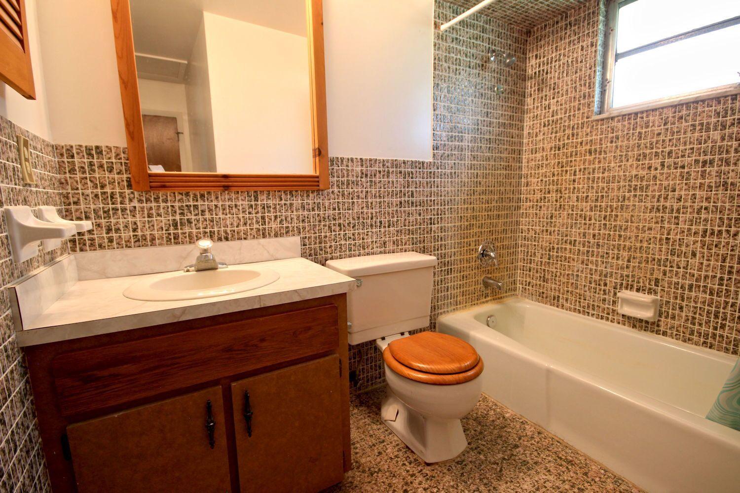 11906 Sandy Run Road Jupiter, FL 33478 - Photo 23 of 35 srBath 3 _preview