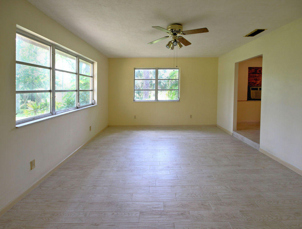 11906 Sandy Run Road Jupiter, FL 33478 - Photo 8 of 35 Livingroom 2