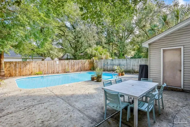 $311,900 | 4613 Lennox Place, Pensacola, FL 32514