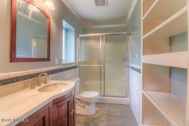 121 Rattlesnake Lane Naches, WA 98937 - Photo 22 of 45 a bathroom with a granite countertop sink toilet and shower