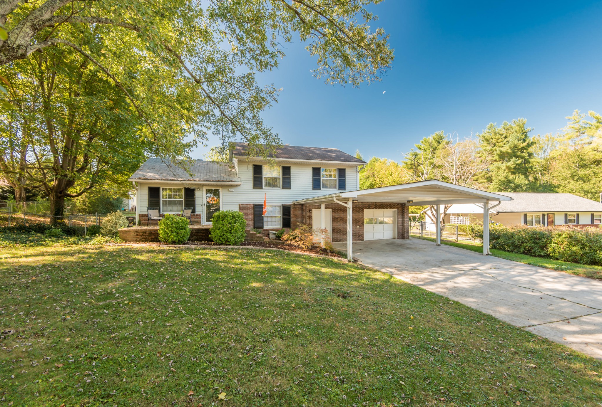 5301 Bluefield Road Knoxville, TN 37921 - Photo 1 of 28 Gallery Image 1