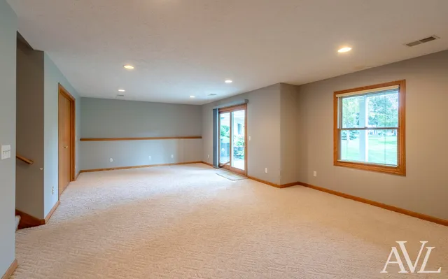 $365,000 | 2698 Cedar Grove North, Jenison, MI 49428