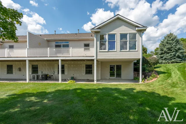 $365,000 | 2698 Cedar Grove North, Jenison, MI 49428