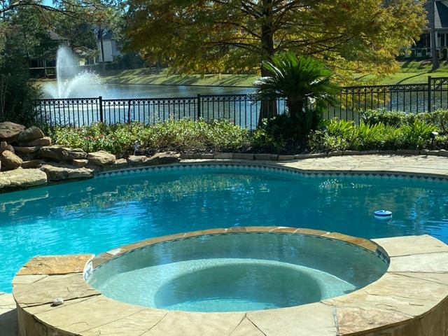12711 Waterside Way Houston, TX 77041 - Photo 43 of 48 Large heated spa.