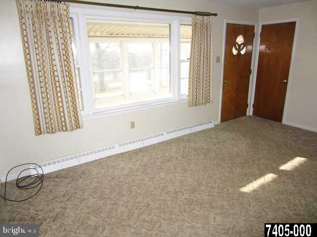 21 Merrin Road York, PA 17402 - Photo 3 of 25 Gallery Image 3