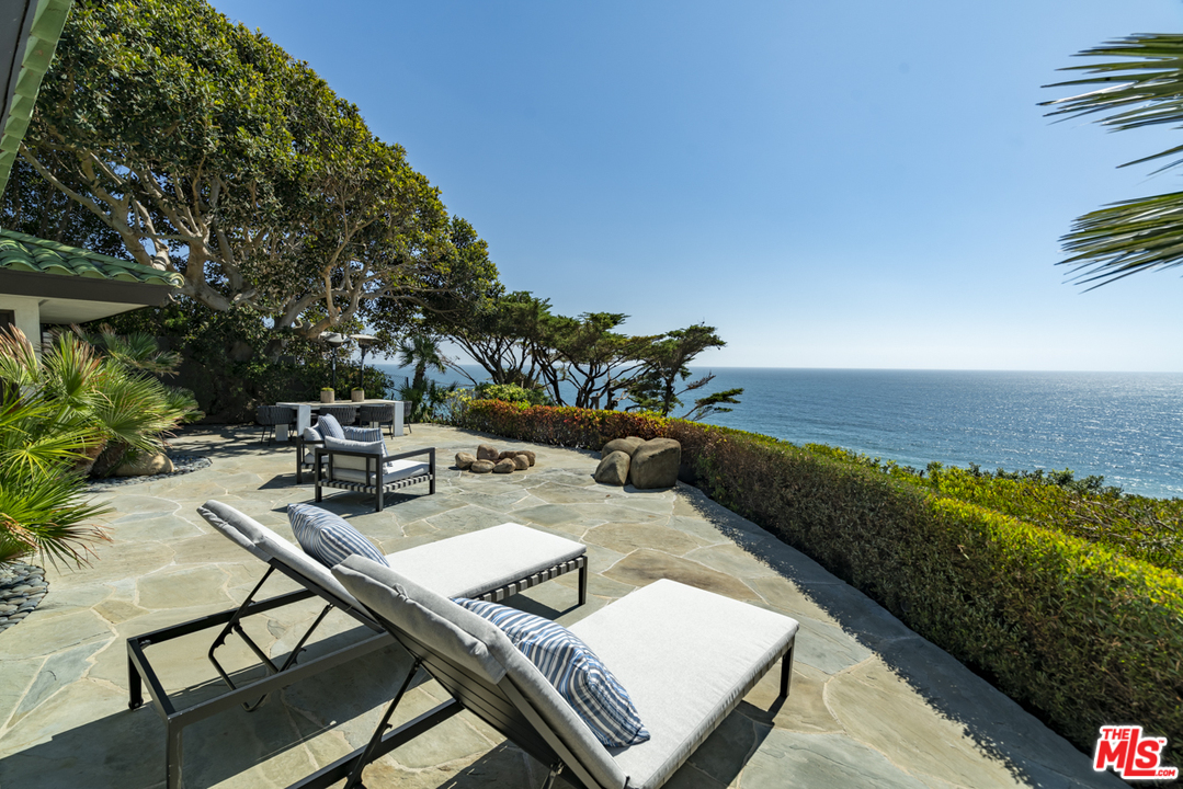 7221 Birdview Avenue Malibu, CA 90265 - Photo 2 of 34