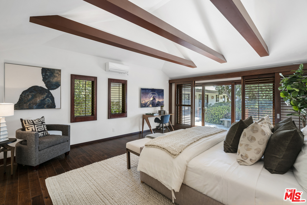 7221 Birdview Avenue Malibu, CA 90265 - Photo 14 of 34