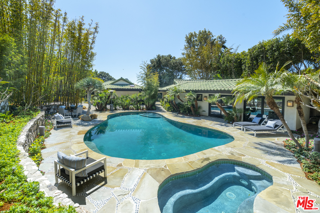 7221 Birdview Avenue Malibu, CA 90265 - Photo 25 of 34