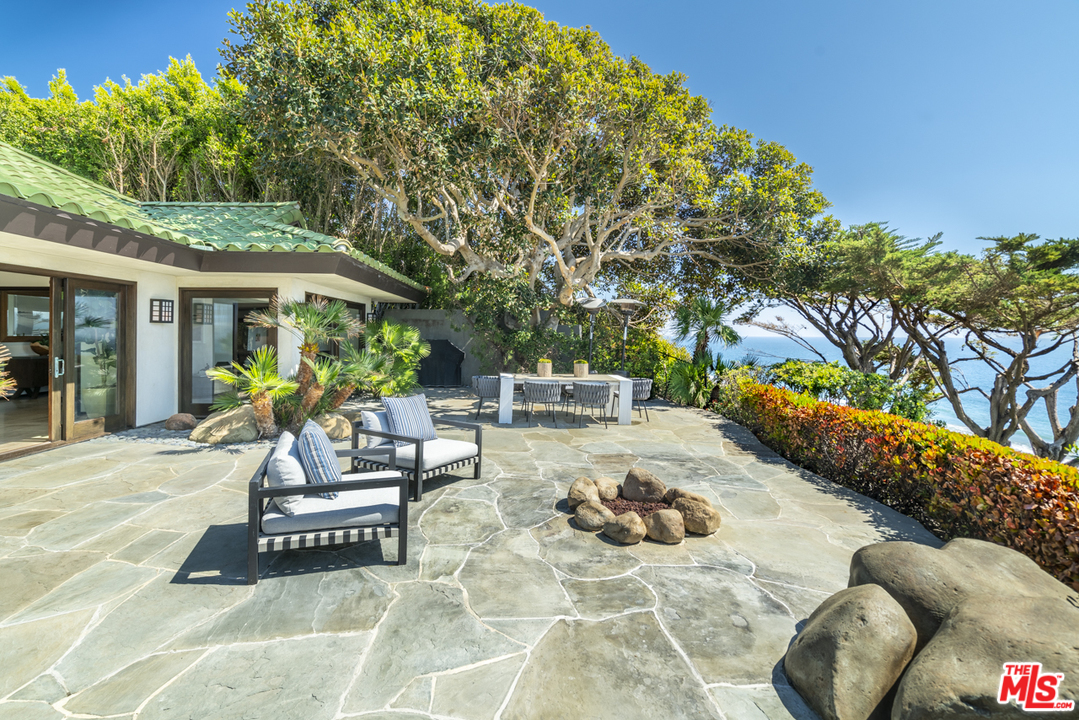 7221 Birdview Avenue Malibu, CA 90265 - Photo 27 of 34