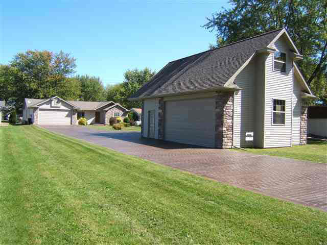 2900 North Bay View Road Angola, IN 46703 - Photo 1 of 13 Gallery Image 1