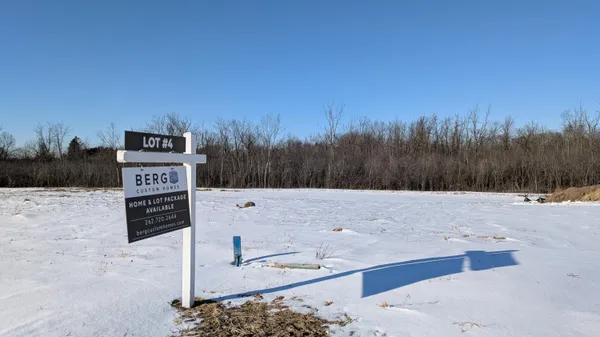 $214,900 | N51W18938 Quietwood Drive, Unit LT4, Menomonee Falls, WI 53051