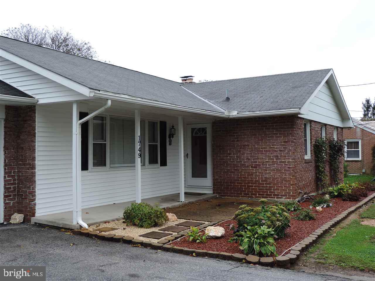 1749 Jefferson Road Spring Grove, PA 17362 - Photo 2 of 24