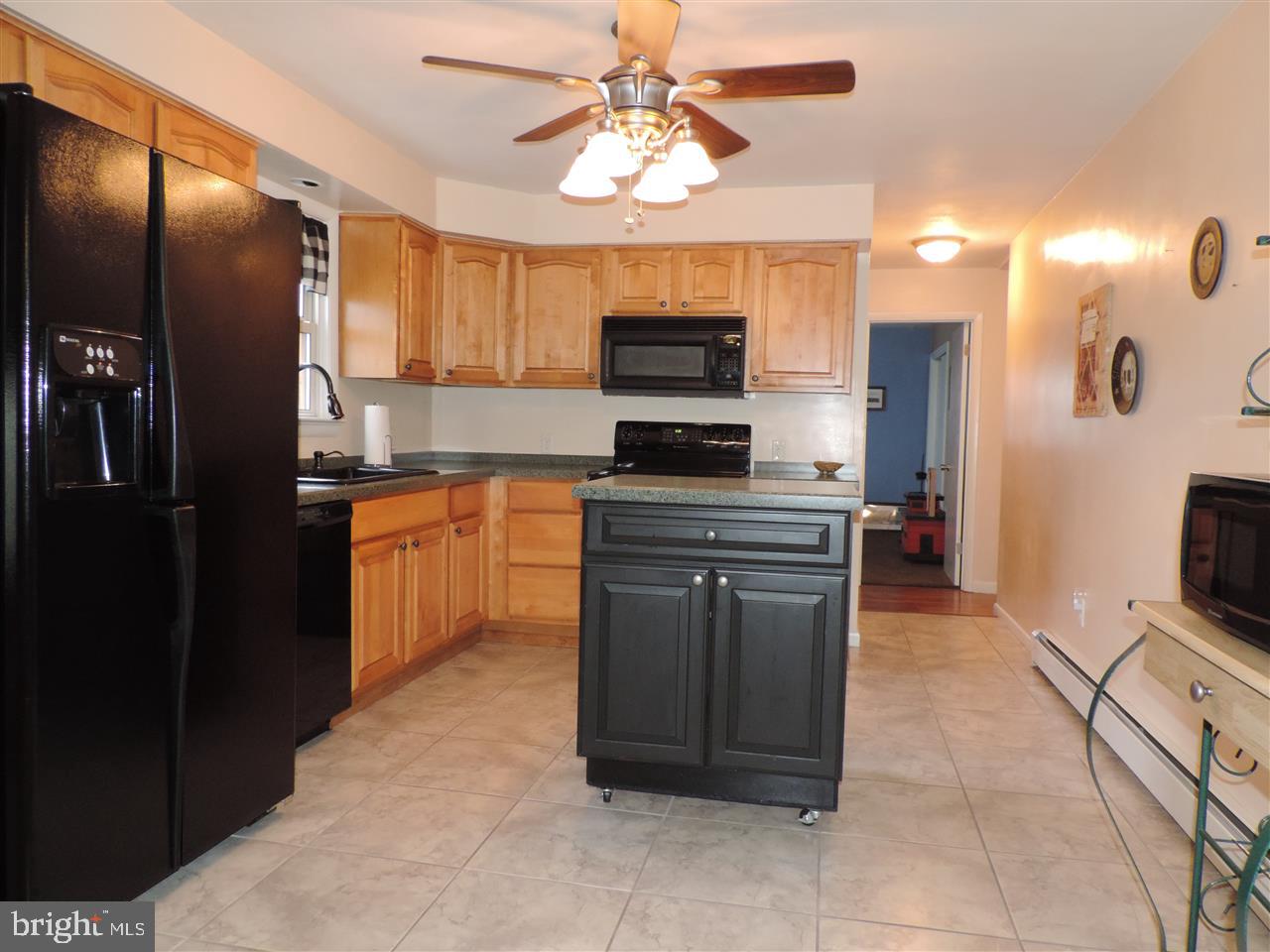 1749 Jefferson Road Spring Grove, PA 17362 - Photo 5 of 24