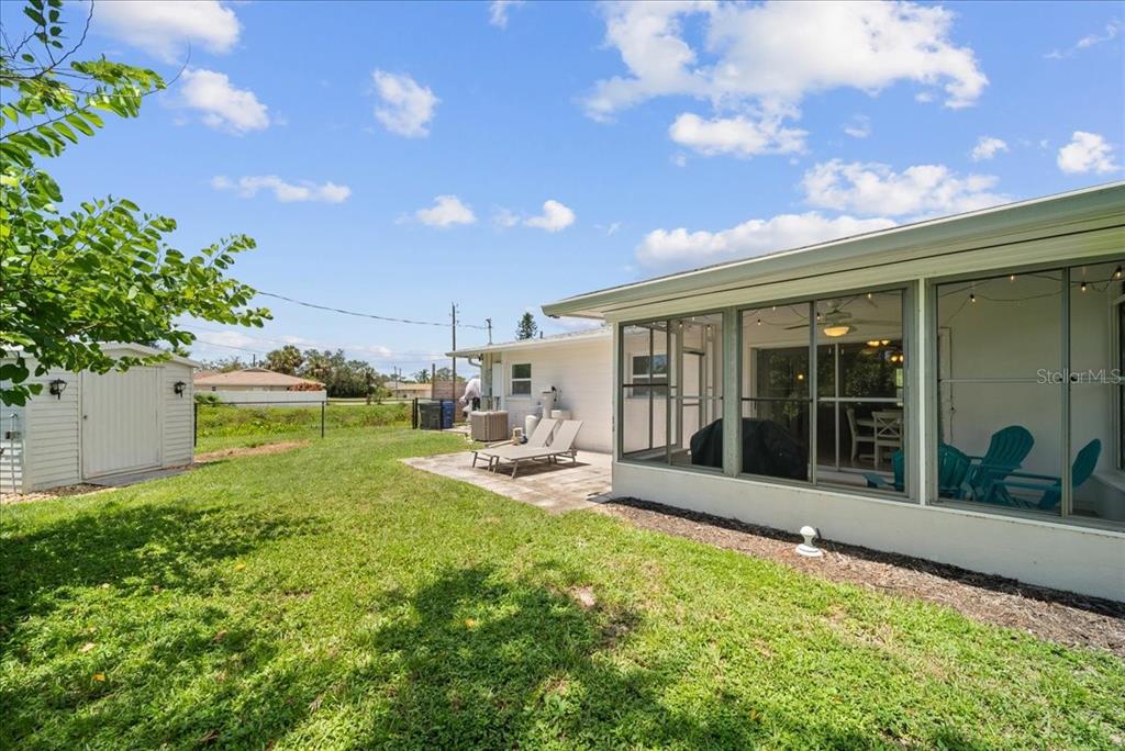 637 Flamingo Road Venice, FL 34293 - Photo 28 of 35 Gallery Image 28