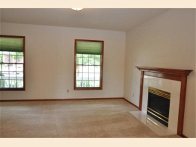 2854 Stonegate Court Southwest Rochester, MN 55902 - Photo 2 of 19