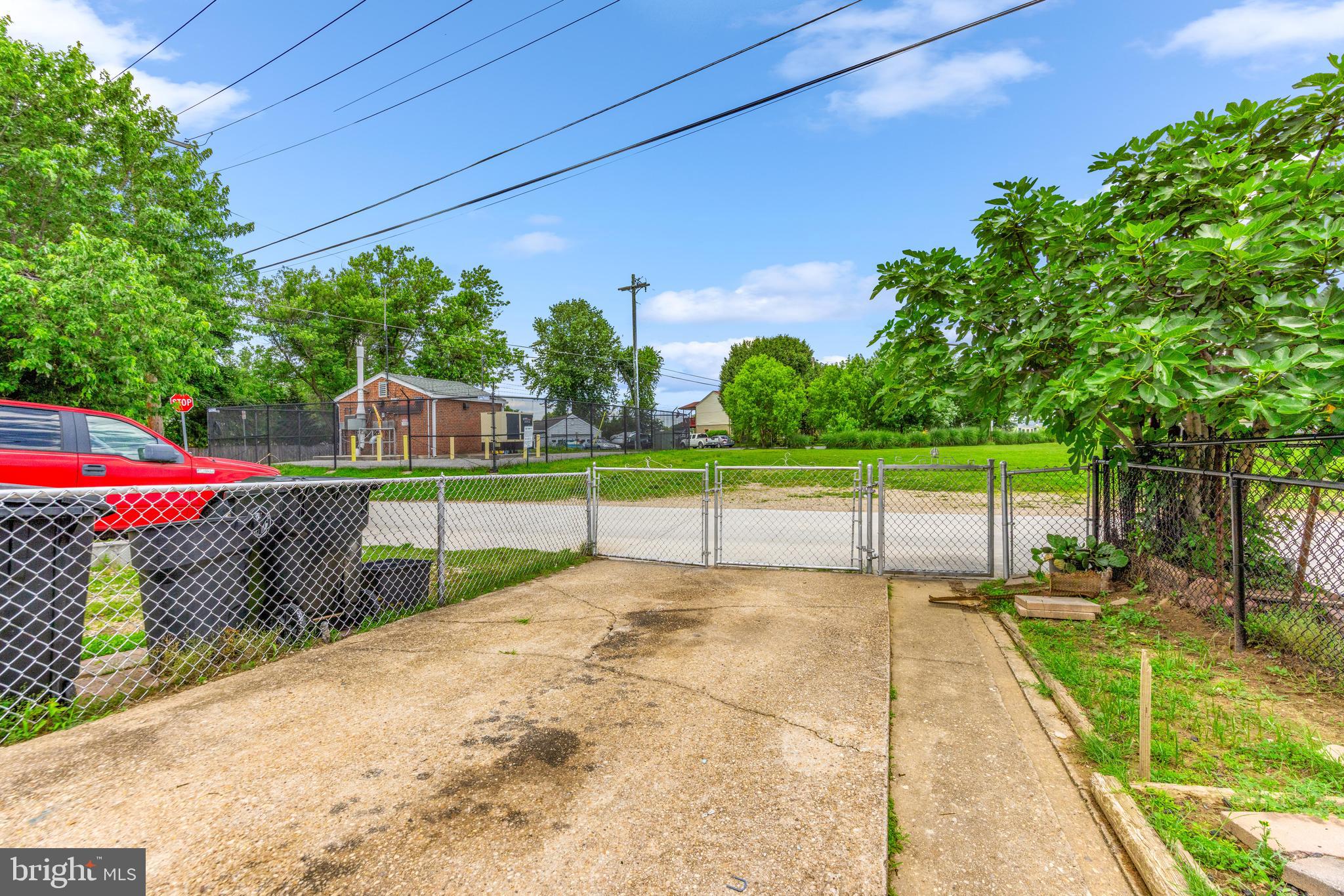 8450 Kavanagh Road Dundalk, MD 21222 - Photo 31 of 32