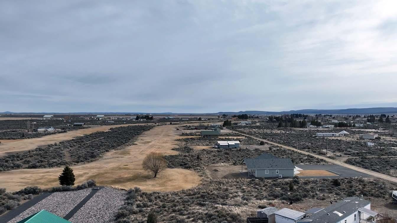 Buckskin Road, Unit TL 300 Christmas Valley, OR 97641 - Photo 2 of 24 Green Golf Course1